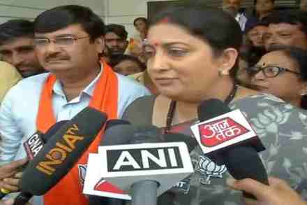 केंद्रीय मंत्री स्मृती इराणी, फोटो सौजन्य एएनआय