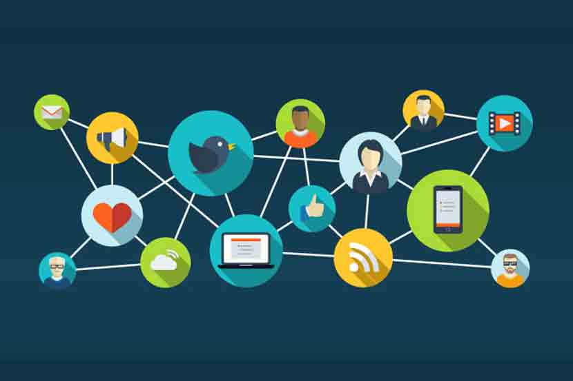 Social Media Day सोशल मीडियावरचे टॉप ५ राजकारणी