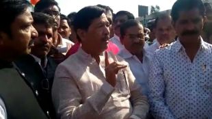 Girish Bapat, Chief Minister, Devendra Fadnavis, Padmavati release issue, marathi news, marathi