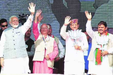 ‘राज्य’कारण हिमाचल प्रदेश : हिमाचलचे सफरचंद भाजपच्या परडीत?
