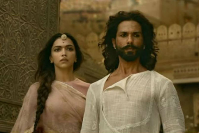 Watch Padmaavat , Padmaavat is the tale of Padmini and parrot , Viral news, Bollywood, Loksatta, Loksatta news, Marathi, Marathi news