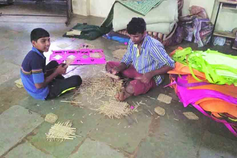 शिक्षणाची ‘पाऊलवाट’ रूंद करण्याबरोबरच ग्रामविकासाचा ध्यास