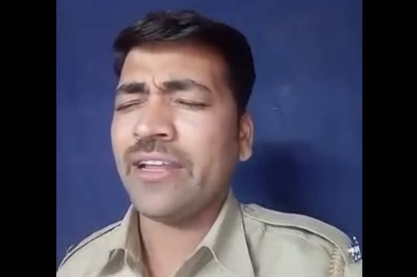 संघपाल याने संगीताचे औपचारिक शिक्षण घेतलेले नाही. (व्हिडिओ : अभिजीत मुळ्ये/ फेसबुक साभार)
