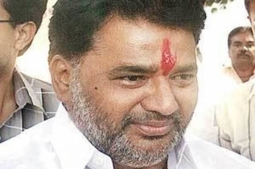 गुजरातचे मंत्री पुरुषोत्तम सोलंकी