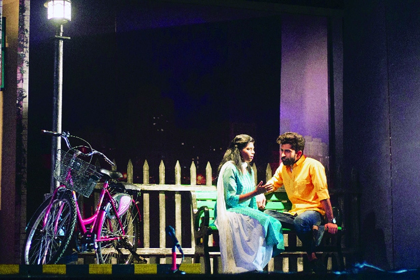 अनन्यासाधारण!