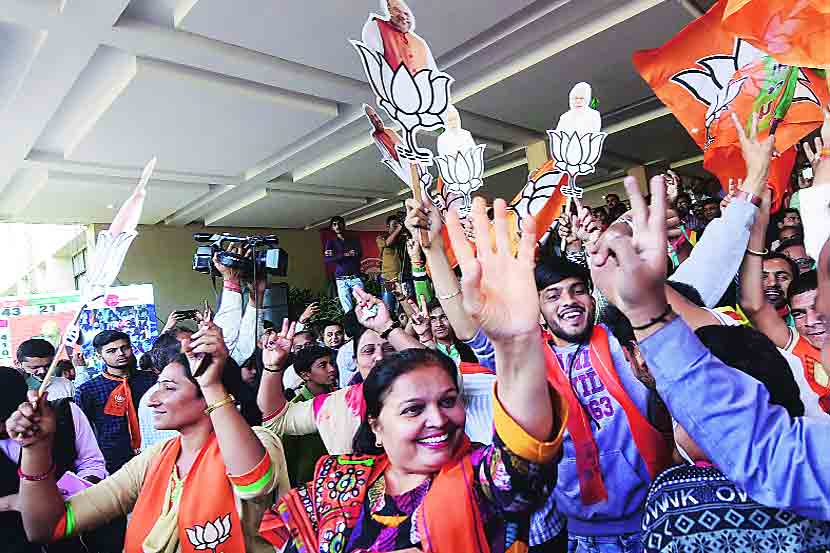 भाजपच्या प्रचाराला धार्मिक धार