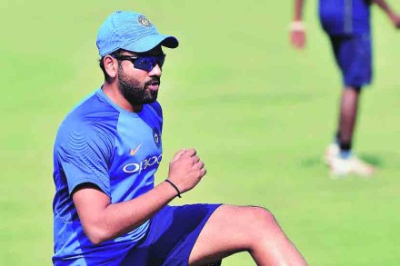 सामन्याची वेळ : सायंकाळी ७ वाजल्यापासून. थेट प्रक्षेपण : स्टार स्पोर्ट्स वाहिनीवर सामन्याची वेळ : सायंकाळी ७ वाजल्यापासून. थेट प्रक्षेपण : स्टार स्पोर्ट्स वाहिनीवर