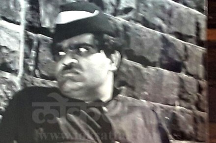 अशोक सराफने साकारलेला 'सखाराम हवालदार'देखिल तितकाच आठवतो.
