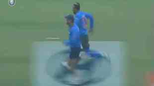 MS Dhoni vs Hardik Pandya