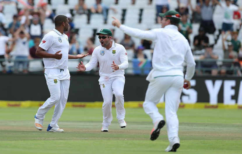 फिलँडरच्या माऱ्याचा सामना भारतीय संघाला करता आला नाही.