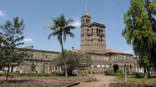 Girl student suicide , Pune university hostel, Crime, Police, Loksatta, Loksatta news, Marathi, Marathi news