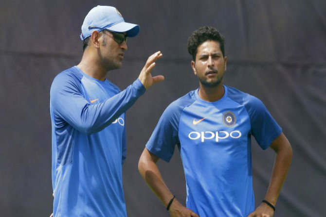 kuldeep dhoni