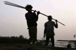 श्रमांतील क्लेश व आत्मवियोग  