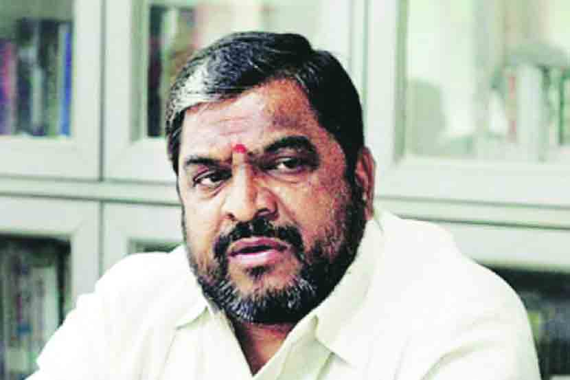 शेतकरी संघटनेचे संस्थापक खासदार राजू शेट्टी
