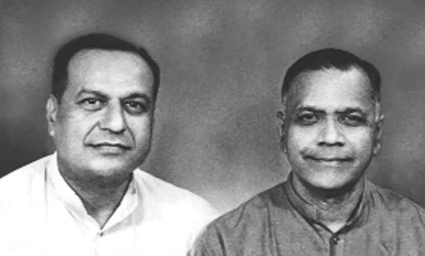 पंडित के. जी. गिंडे  आणि पंडित एस. सी. आर. भट