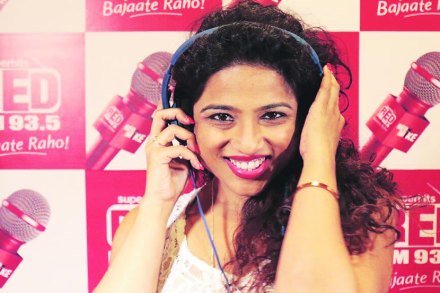 जीवनातला वेग आणि त्यात निसटलेल्या काही गोष्टी याविषयी सांगतेय ‘मुंबई की रानी’ अर्थात प्रसिद्ध आरजे मलिष्का.