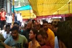 अजय देवगण पत्नी काजोलसह कोल्हापूरच्या अंबाबाईच्या दर्शनाला