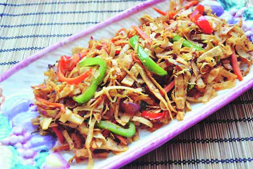 न्यारी न्याहारी : पोळीच्या नूडल्स