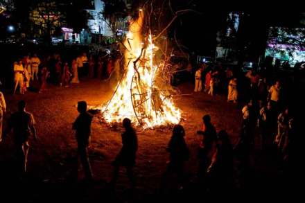 Holi 2018