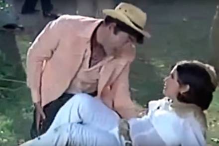 सौजन्य - यूट्युब