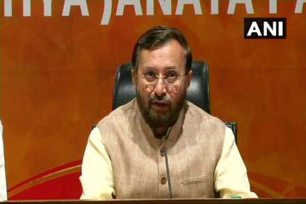 कठुआ हत्याकांड : ‘भाजपाच्या २ मंत्र्यांनी दिला राजीनामा, राहुल गांधी काँग्रेस नेत्यांवर कधी करणार कारवाई’