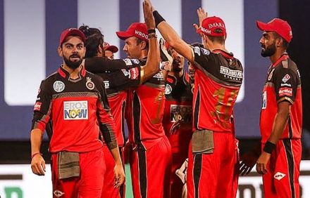 IPL 2018 : डेव्हिलिअर्सने उघडलं आरसीबीच्या विजयाचं खात, पंजाबचा चार गडी राखून पराभव