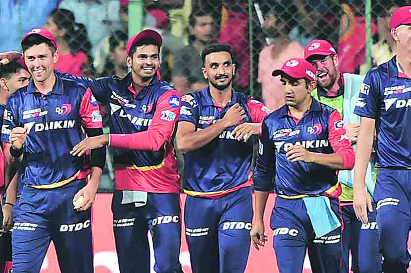 पंजाबविरुद्ध दिल्लीला घरच्या प्रेक्षकांचे बळ पंजाबविरुद्ध दिल्लीला घरच्या प्रेक्षकांचे बळ