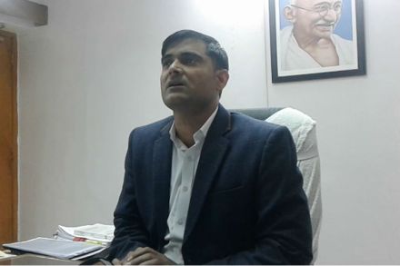 सध्या जोधपूरमधील लाचलुचपत प्रतिबंधक विभागात कार्यरत असलेले अजय लांबा त्यावेळी जोधपूर पश्चिम विभागाचे पोलीस उपायुक्त होते. 