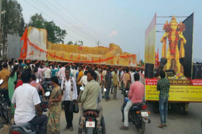कर्नाटकातील निवडणुकीत भगवान हनुमानच अडकले अाचारसंहितेच्या कचाटयात