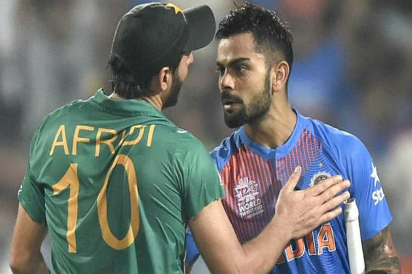 माझ्यासाठी देश पहिला, विराट कोहलीचं शाहिद आफ्रिदीला सणसणीत उत्तर माझ्यासाठी देश पहिला, विराट कोहलीचं शाहिद आफ्रिदीला सणसणीत उत्तर