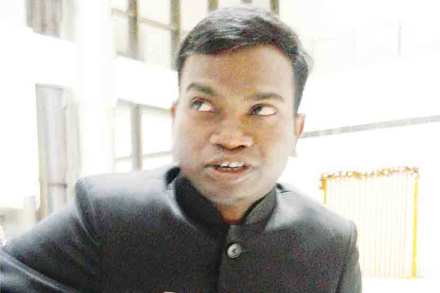 महसूल सेवेतील अधिकारी कट्टा सिंहाचलम 