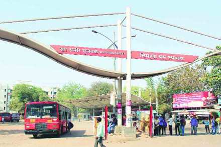 शहर बससेवेत जागेचा अडथळा