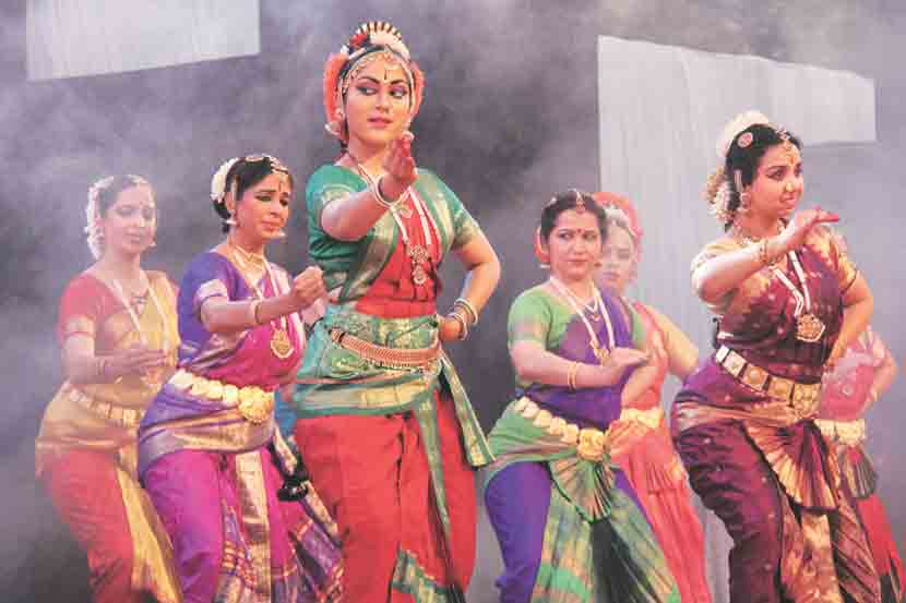 अभिजात नृत्यशैलीचा आविष्कार