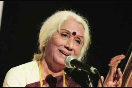 ज्येष्ठ कलावंत डॉ. प्रभा अत्रे 