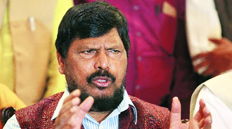 रिपब्लिकन पार्टी ऑफ इंडियाच्या (आठवले गट) राज्यस्तरीय अधिवेशनात पक्षाचे अध्यक्ष आणि केंद्रीय सामाजिक न्याय राज्यमंत्री रामदास आठवले यांचा सत्कार करण्यात आला. पालकमंत्री गिरीश बापट यांच्यासह पक्षाचे पदाधिकारी या वेळी उपस्थित होते.