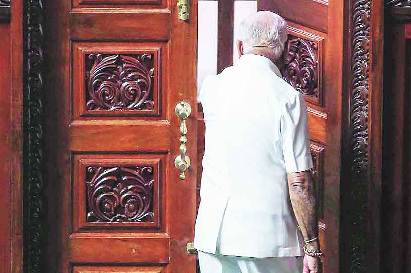 विशेष संपादकीय : साग्रसंगीत मुखभंग!