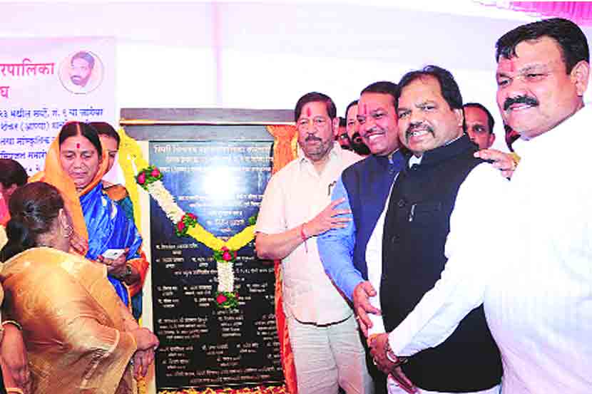 рдкрд┐рдВрдкрд░реА рдорд╣рд╛рдкрд╛рд▓рд┐рдХрд╛ рдХрд░реНрдордЪрд╛рд░реА рдорд╣рд╛рд╕рдВрдШрд╛рдЪреЗ рдиреЗрддреЗ рджрд┐рд╡рдВрдЧрдд рд╢рдВрдХрд░ (рдЖрдгреНрдгрд╛) рдЧрд╛рд╡рдбреЗ рдпрд╛рдВрдЪреНрдпрд╛ рд╕реНрдорд░рдгрд╛рд░реНрде рдереЗрд░рдЧрд╛рд╡рд╛рдд рдЙрднрд╛рд░рдгреНрдпрд╛рдд рдпреЗрдгрд╛рд▒реНрдпрд╛ рдХрд╛рдордЧрд╛рд░ рд╕реНрдореГрддреА рднрд╡рдирд╛рдЪреЗ рднреВрдорд┐рдкреВрдЬрди рдкрд╛рд▓рдХрдордВрддреНрд░реА рдЧрд┐рд░реАрд╢ рдмрд╛рдкрдЯ рдпрд╛рдВрдЪреНрдпрд╛ рд╣рд╕реНрддреЗ рдЭрд╛рд▓реЗ. рдкрд┐рдВрдкрд░реА рдорд╣рд╛рдкрд╛рд▓рд┐рдХрд╛ рдХрд░реНрдордЪрд╛рд░реА рдорд╣рд╛рд╕рдВрдШрд╛рдЪреЗ рдиреЗрддреЗ рджрд┐рд╡рдВрдЧрдд рд╢рдВрдХрд░ (рдЖрдгреНрдгрд╛) рдЧрд╛рд╡рдбреЗ рдпрд╛рдВрдЪреНрдпрд╛ рд╕реНрдорд░рдгрд╛рд░реНрде рдереЗрд░рдЧрд╛рд╡рд╛рдд рдЙрднрд╛рд░рдгреНрдпрд╛рдд рдпреЗрдгрд╛рд▒реНрдпрд╛ рдХрд╛рдордЧрд╛рд░ рд╕реНрдореГрддреА рднрд╡рдирд╛рдЪреЗ рднреВрдорд┐рдкреВрдЬрди рдкрд╛рд▓рдХрдордВрддреНрд░реА рдЧрд┐рд░реАрд╢ рдмрд╛рдкрдЯ рдпрд╛рдВрдЪреНрдпрд╛ рд╣рд╕реНрддреЗ рдЭрд╛рд▓реЗ.