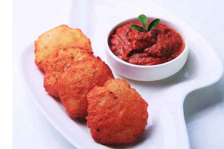 रवा वडे रवा वडे