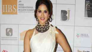 sunny-leone