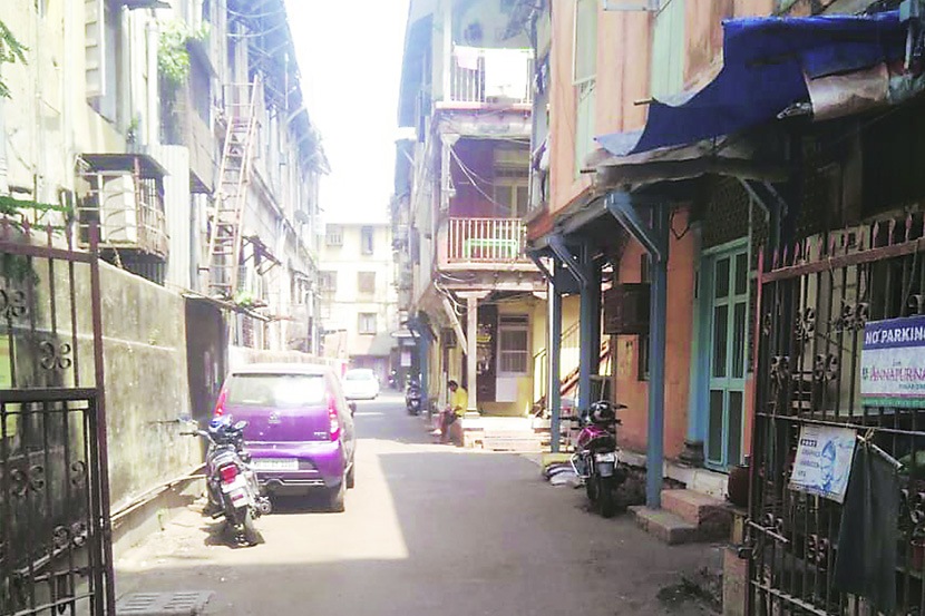 आम्ही मुंबईकर : व्रतस्थ चाळ.. आम्ही मुंबईकर : व्रतस्थ चाळ..