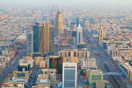 सौदी अरेबियात खर्च परवडत नसल्याने मोठया संख्येने भारतीय मायदेशी