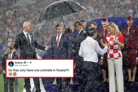 नेटकऱ्यांमध्ये रंगली पुतिन यांच्या डोक्यावरील छत्रीची चर्चा