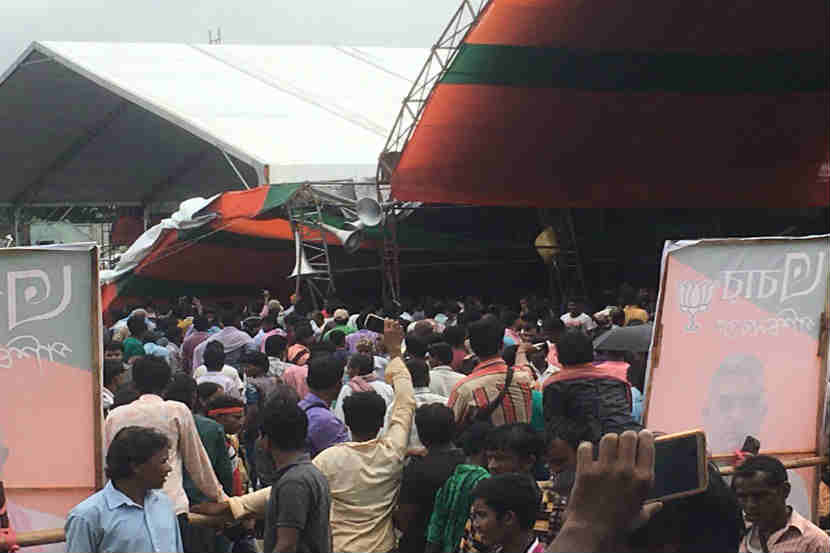 पंतप्रधान नरेंद्र मोदींच्या भाषणादरम्यान अचानक मांडव कोसळला, १५ जण जखमी