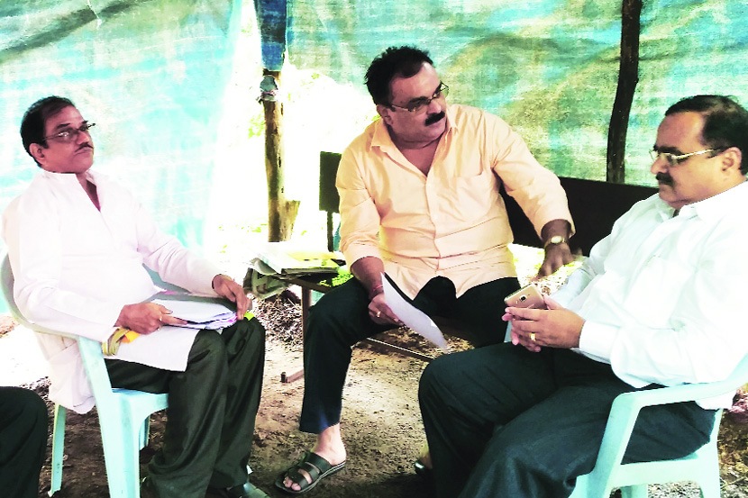 सावंतवाडीत वृक्षतोड सुरू असल्याने उपोषण