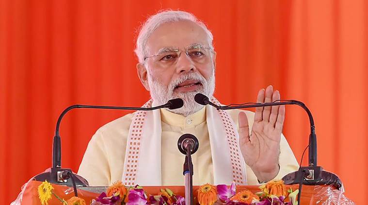 पंतप्रधान नरेंद्र मोदी यांनी देशवासियांना दिवाळीच्या शुभेच्छा देताना अप्रत्यक्षरित्या स्वदेशी वापरण्याचे आवाहन केले आहे. 