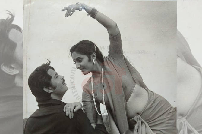 राकेश रोशन आणि जयाप्रदा (चित्रपट कामचोर)
