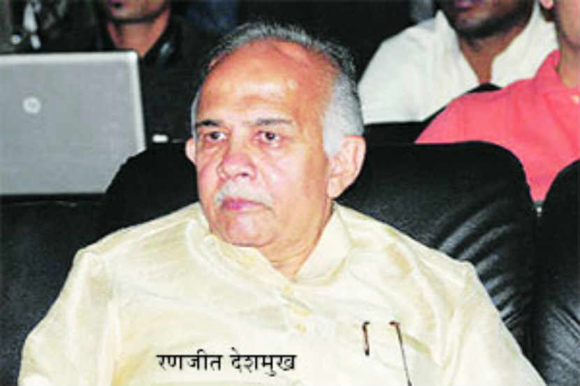 माजी मंत्री व काँग्रेसचे दिग्गज नेते रणजित देशमुख 