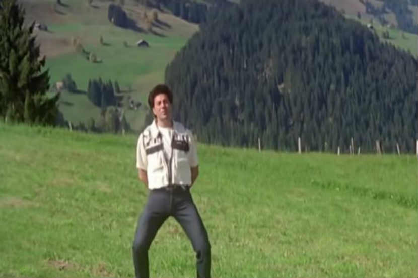 Viral Video : सनी देओलच्या डान्सचा हा व्हिडियो पाहिलात? 