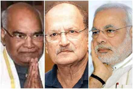 भारतीय क्रिकेट संघाचे माजी कर्णधार अजित वाडेकर यांना राष्ट्रपती आणि पंतप्रधानांनी श्रद्धांजली वाहिली.