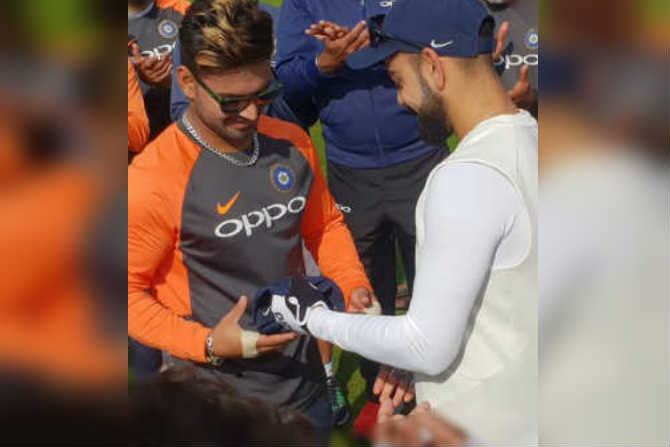 ऋषभ पंत ठरला भारताकडून कसोटी सामना खेळणारा ***वा खेळाडू…